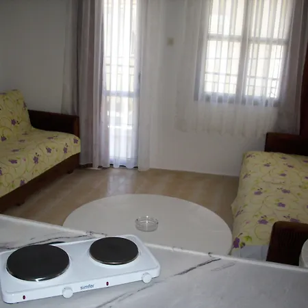 Vural Aparthotel